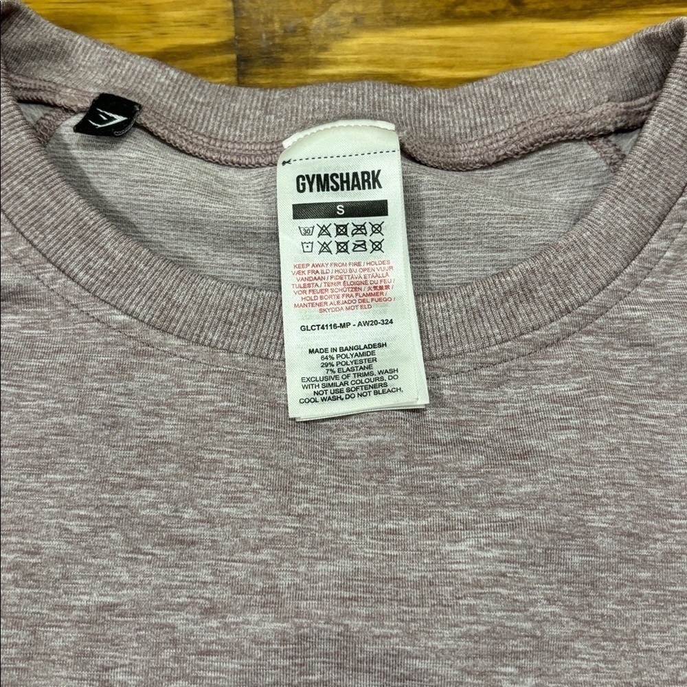 Gymshark Size Small Light Plum Colored Long Sleeve Cropped Workout Top - Picture 2 of 4